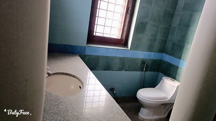 Bathroom, sector 28 6+ Bedroom 7317 Sq.Ft. Independent House In Sector 28 Gurgaon 7888472