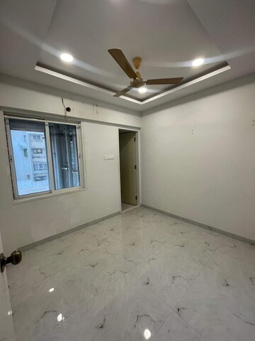 Room in 1 BHK Apartment at Mahavir Kanti Avenue, Nalasopara East – for Sale