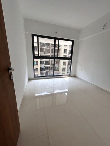 Room in 2 BHK Apartment at Horizon Shelters Lotus & Lily, Pimple Nilakh – for Rent