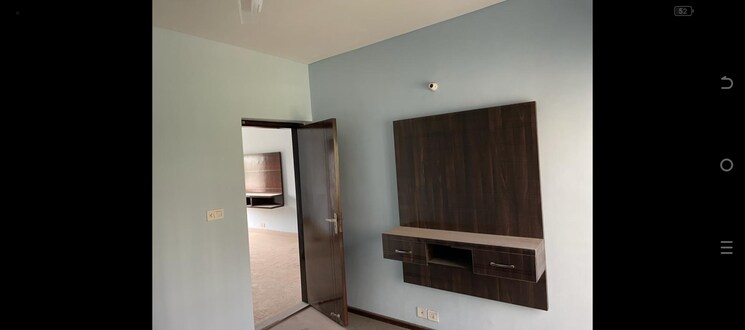 Room, bptp-park-elite-floors-sector-88 3 Bedroom 250 Sq.Yd. Builder Floor In Sector 88 Faridabad 7888569