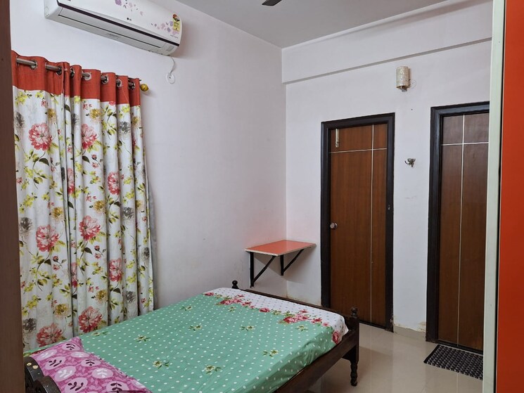Bedroom, ten-madhapur 2 Bedroom 900 Sq.Ft. Apartment In Madhapur Hyderabad 7888555