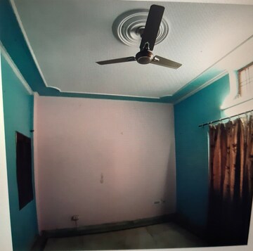 Room in 2 BHK Builder Floor at Palam Vihar – for Rent