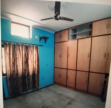 Bedroom in 2 BHK Builder Floor at Palam Vihar – for Rent
