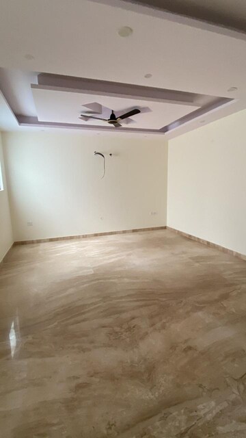Room in 2 BHK Apartment at Sadbhawna Apartment, Sector 46 – for Rent