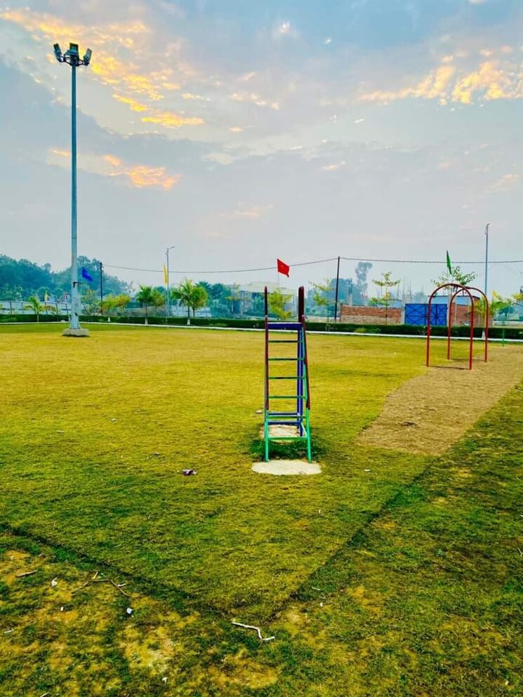 Garden, wing-lucknow-greens-plots  1500 Sq.Ft. Plot In Sultanpur Road Lucknow 7888591