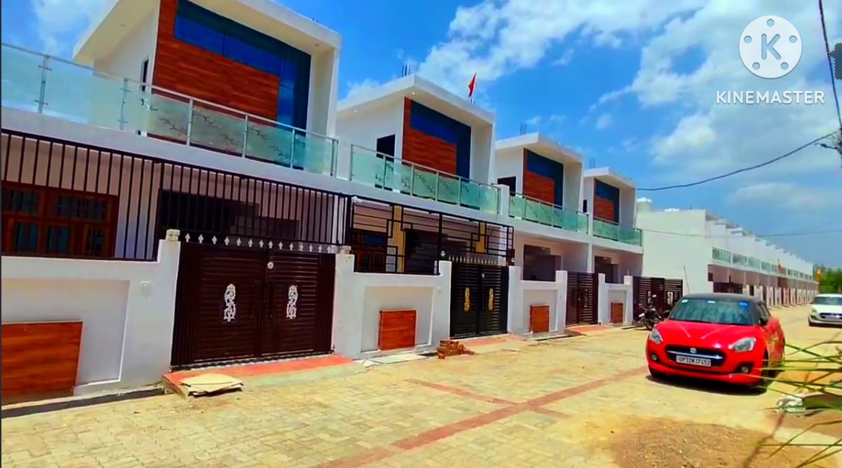 2 BHK + Pooja Room,Servant Room,Study Room,Extra Room Independent House For Sale in Faizabad Road Safedabad