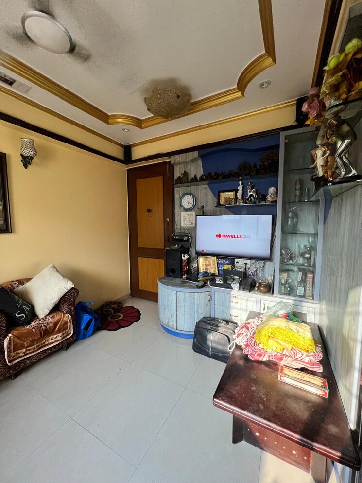 Living Room, om-sai-chs-chembur 1 Bedroom 350 Sq.Ft. Apartment In Chembur Mumbai 7888659