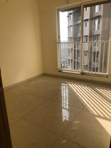 Room in 2 BHK Apartment at Godrej Nest Kandivali, Kandivali East – for Rent
