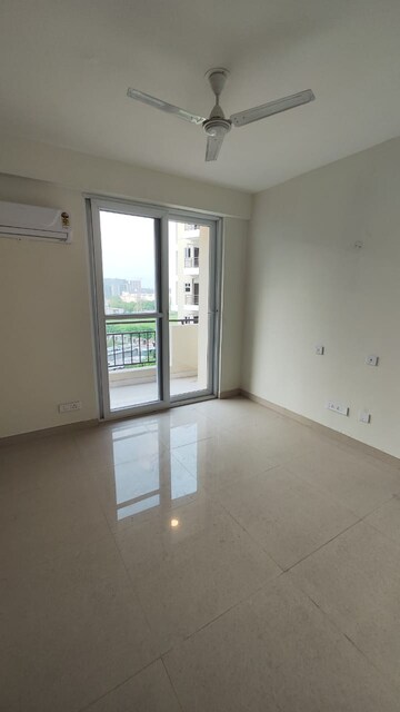 3 BHK Apartment For Rent in Maya Green Lotus Saksham, International Airport Road
