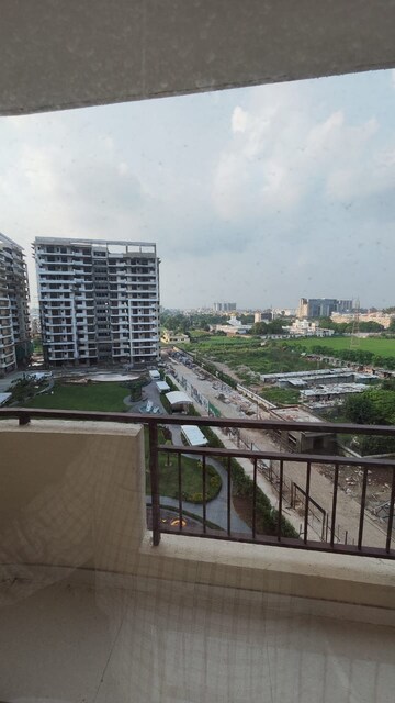  3 BHK Apartment at Maya Green Lotus Saksham, International Airport Road – for Rent