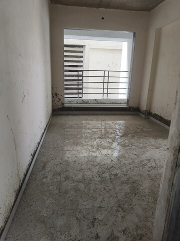 Room in 1 BHK Apartment at Riddhi Siddhi Complex Kalher, Kalher – for Sale