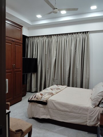 Bedroom in 2 BHK Apartment at Ariisto Sapphire, Santacruz West – for Rent