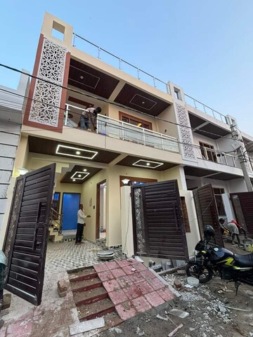 3 BHK Villa – Exterior View View at Gomti Nagar - for Sale