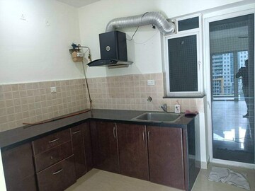Kitchen in 3 BHK Apartment at Amanora Aspire Towerss, Hadapsar – for Sale