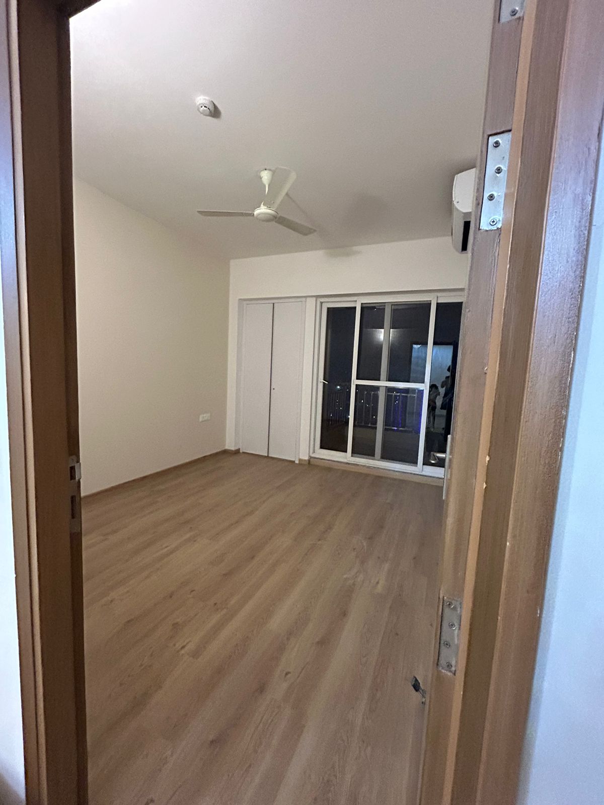 3.5 BHK + Servant Room Apartment For Sale in ABA Ivy County