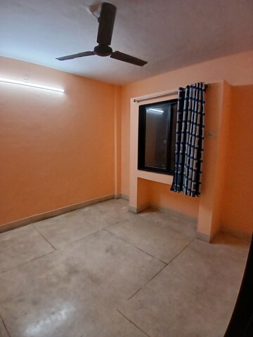 Furnished Amenities in 1.5 BHK Apartment at Mantri Park, Goregaon East – for Rent