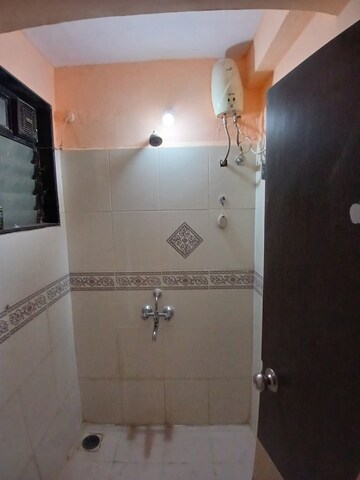 Bathroom in 1.5 BHK Apartment at Mantri Park, Goregaon East – for Rent