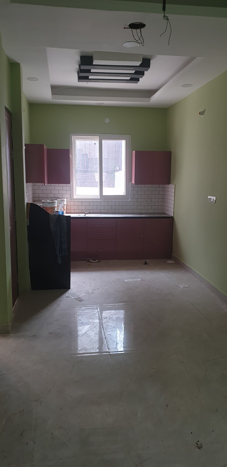 Room, gomti nagar 3 Bedroom 1000 Sq.Ft. Villa In Gomti Nagar Lucknow 7888881