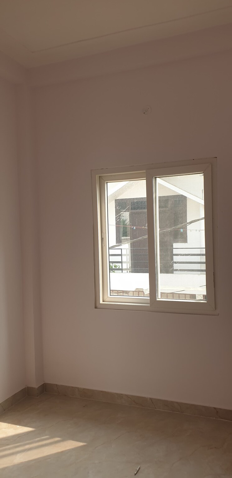 Room, gomti nagar 3 Bedroom 1000 Sq.Ft. Villa In Gomti Nagar Lucknow 7888881