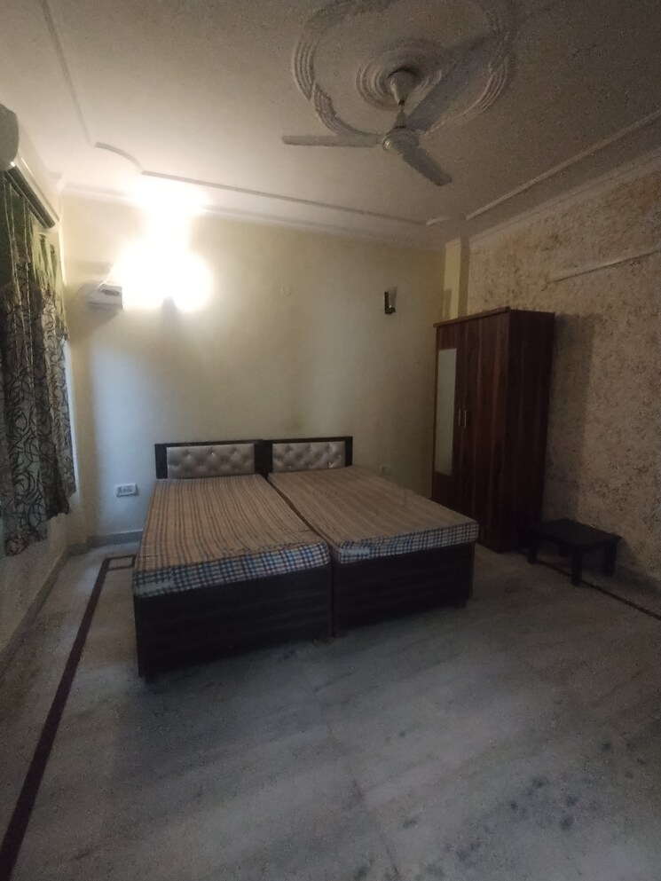 Bathroom, dlf-city-phase-v 3 Bedroom 190 Sq.Yd. Builder Floor In Dlf Phase V Gurgaon 7888874