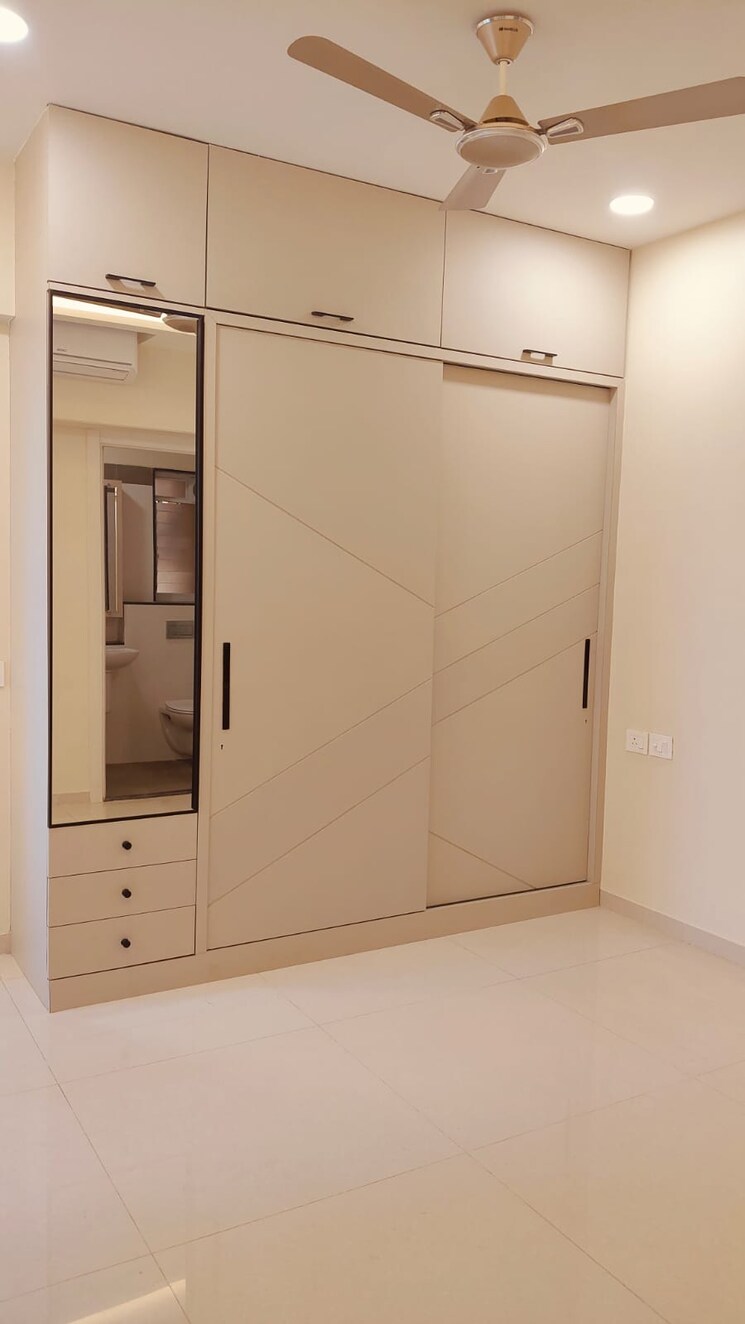 Room, rustomjee-urbania 2 Bedroom 713 Sq.Ft. Apartment In Majiwada Thane 7888882