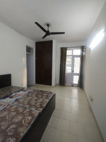 Kitchen in 2 BHK Apartment at Ansal Sushant Lok I, Sector 43 – for Rent