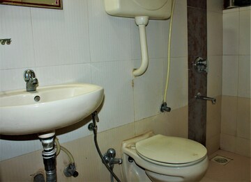 Bathroom in  Pg at Nere – for Rent