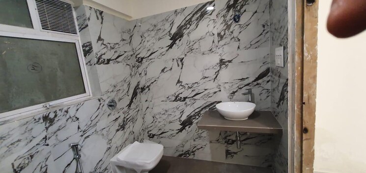 Bathroom, chanchal-kalyan-complex 1 Bedroom 320 Sq.Ft. Apartment In Yari Road Mumbai 7889035