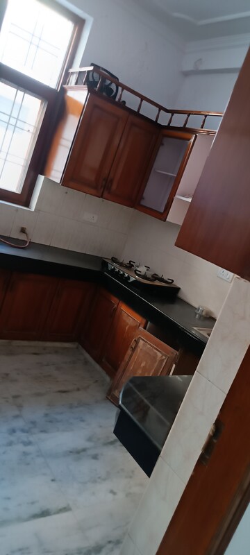 Kitchen in 3 BHK Independent House at RWA Apartments Sector 39, Sector 39 – for Rent