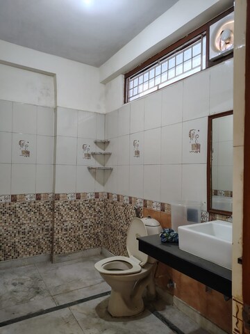Kitchen in 2 BHK Builder Floor at Uppal Southend, Sector 49 – for Rent