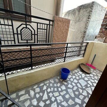 Balcony in 1 BHK Builder Floor at Kotla Mubarakpur – for Rent