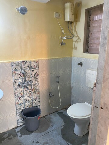Bathroom in  Pg at Goregaon West – for Rent