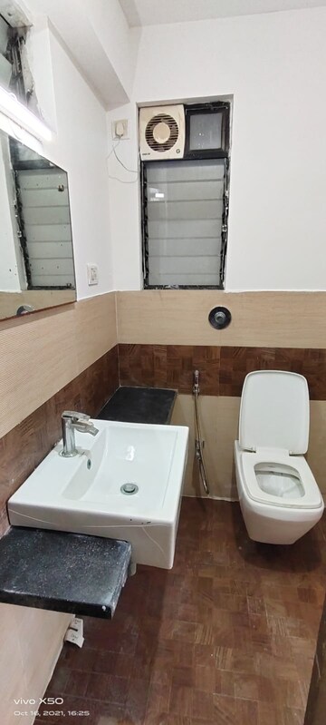 Team Area in  Pg at Goregaon West – for Rent