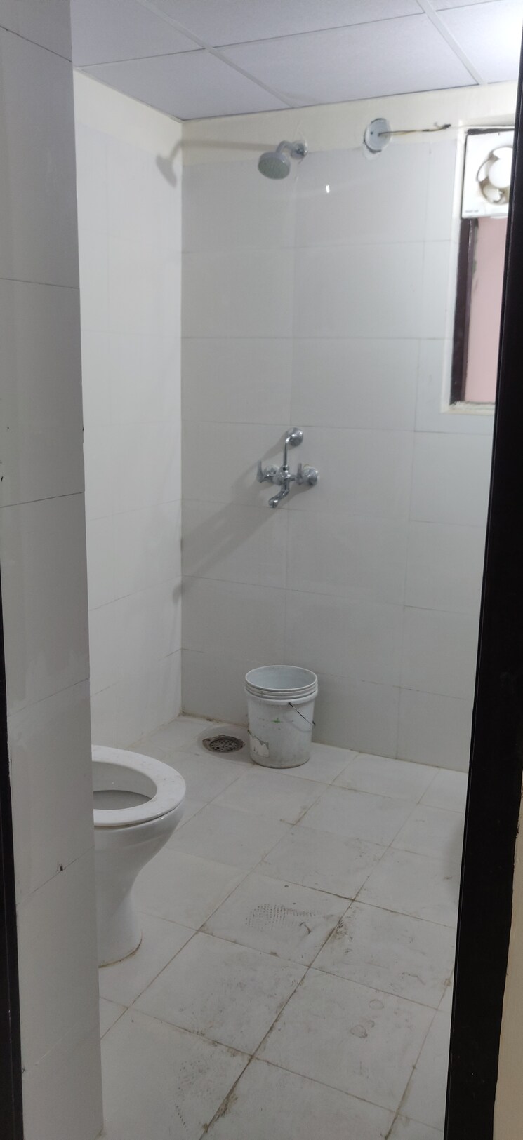 Bathroom, amolik-sankalp 3 Bedroom 851 Sq.Ft. Apartment In Sector 85 Faridabad 7889306