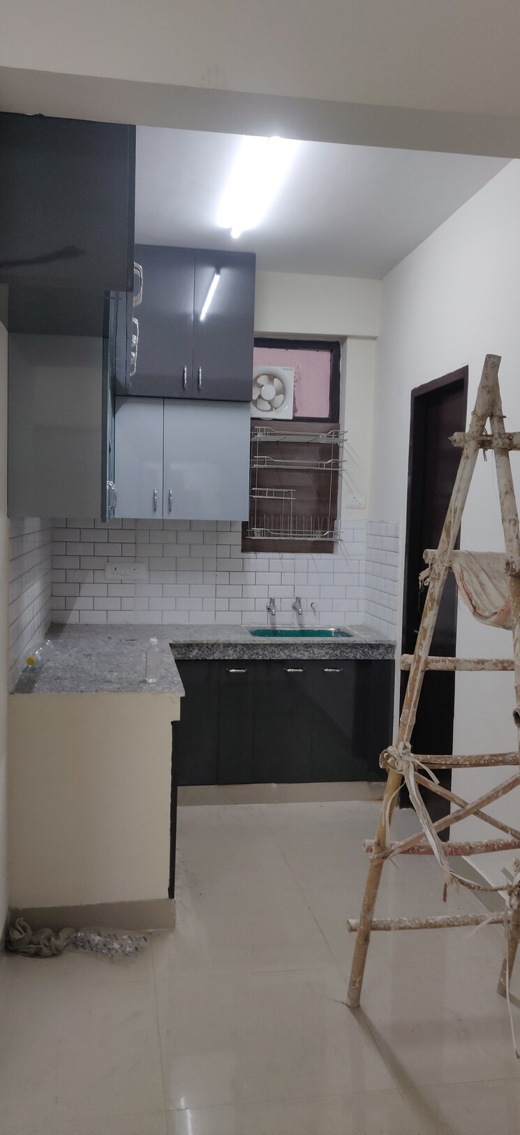 Kitchen, amolik-sankalp 3 Bedroom 851 Sq.Ft. Apartment In Sector 85 Faridabad 7889306