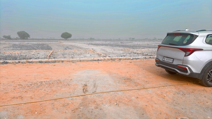 undefined, upsidc site b  150 Sq.Yd. Plot In Upsidc Site B Greater Noida 7889305