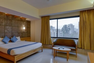  Land For Sale in Juhu