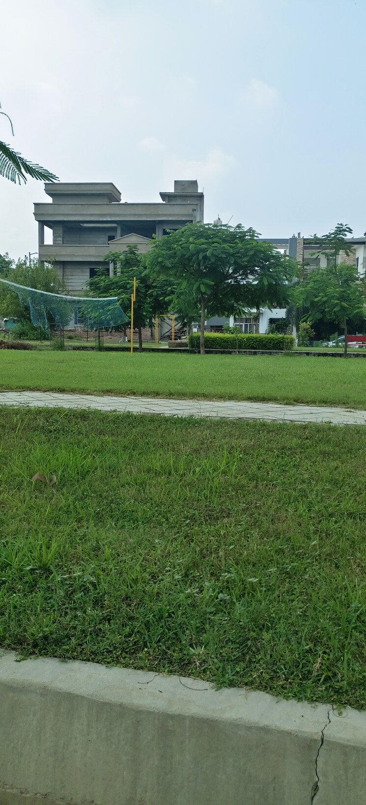 Garden, ansal-sushant-golf-city  208 Sq.Yd. Plot In Sushant Golf City Lucknow 7889317