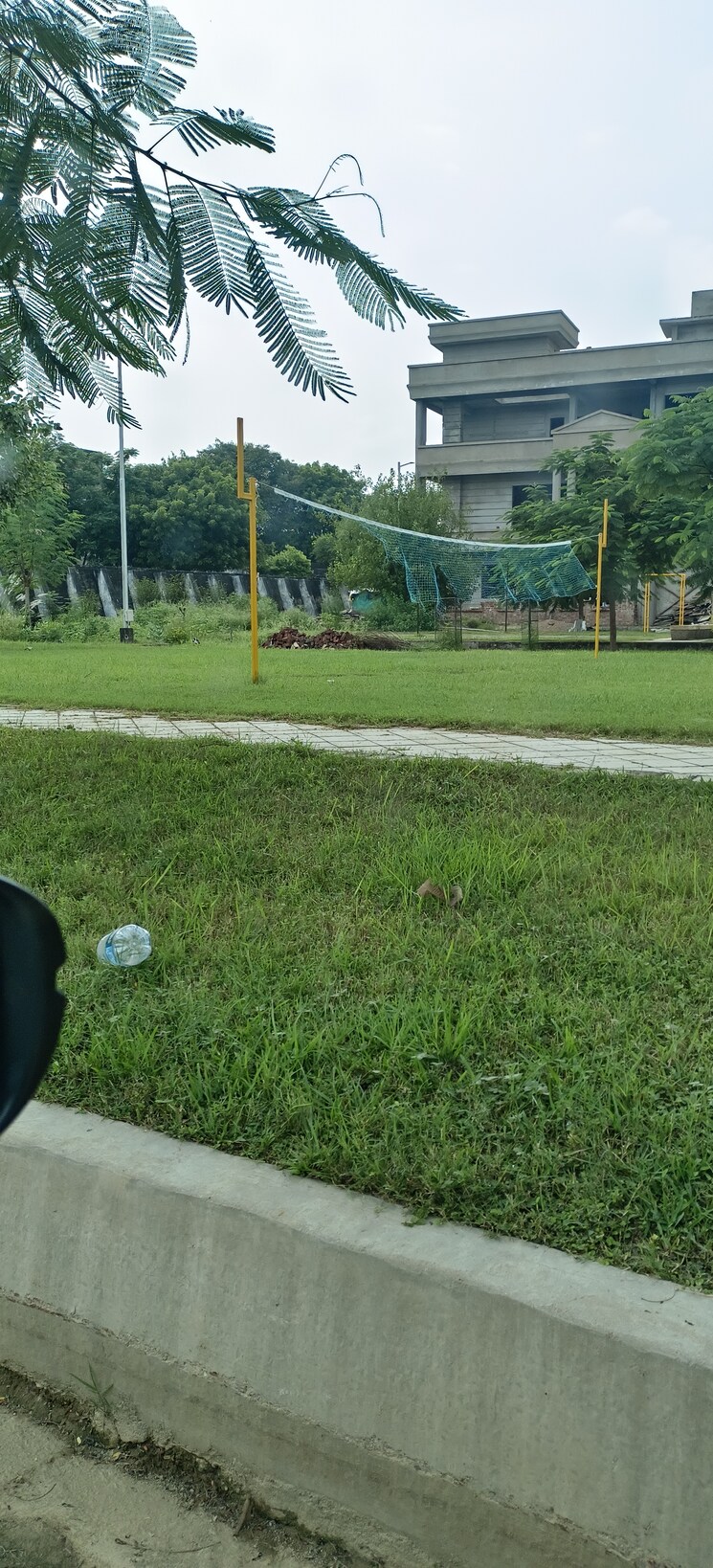 Garden, ansal-sushant-golf-city  208 Sq.Yd. Plot In Sushant Golf City Lucknow 7889317