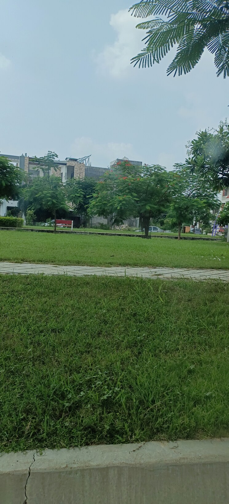 Garden, ansal-sushant-golf-city  208 Sq.Yd. Plot In Sushant Golf City Lucknow 7889317