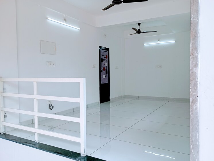 Exterior View, edappally Commercial Shop 200 Sq.Ft. In Edappally Kochi 7889342