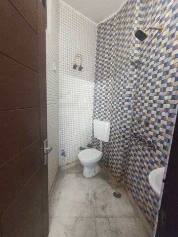 Bathroom in 2 BHK Builder Floor at Uttam Nagar – for Rent