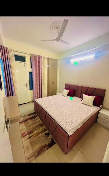 Bedroom in 2.5 BHK Independent House at Pareena Micasa, Sector 68 – for Sale