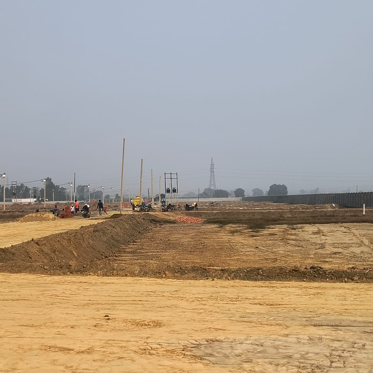 Plot For Sale in Shiv Kunj 