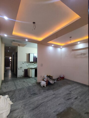 Room in 3 BHK Builder Floor at Uttam Nagar – for Rent