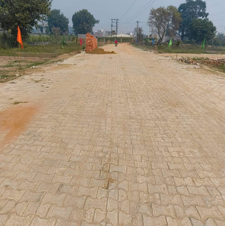  Parking, rohta road  210 Sq.Yd. Plot In Rohta Road Meerut 7889391