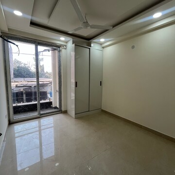 3 BHK Builder Floor For Rent in Chattarpur