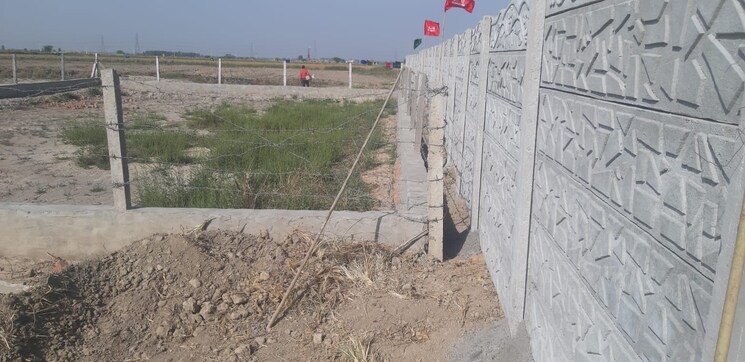 undefined, upsidc site b  101 Sq.Yd. Plot In Upsidc Site B Greater Noida 7889467