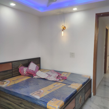 Bedroom in 2 BHK Builder Floor at Malviya Nagar – for Rent