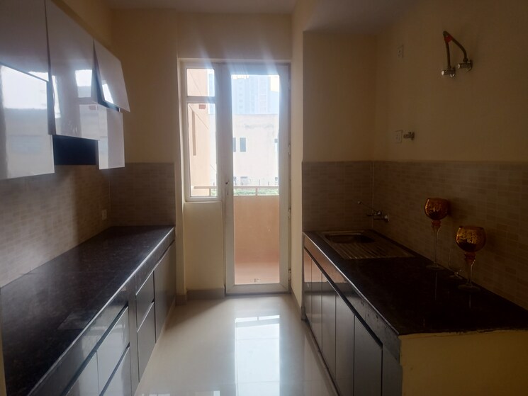 Kitchen, ansal-highland-park 3 Bedroom 1762 Sq.Ft. Apartment In Sector 103 Gurgaon 7889493